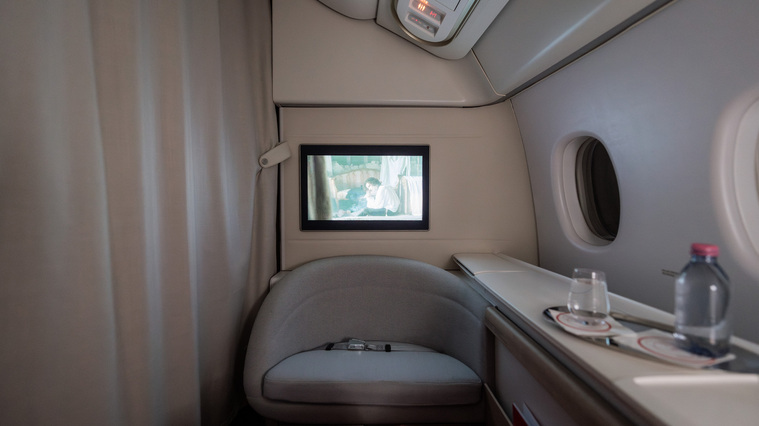 Air France 777-300ER La Première First Class Bed