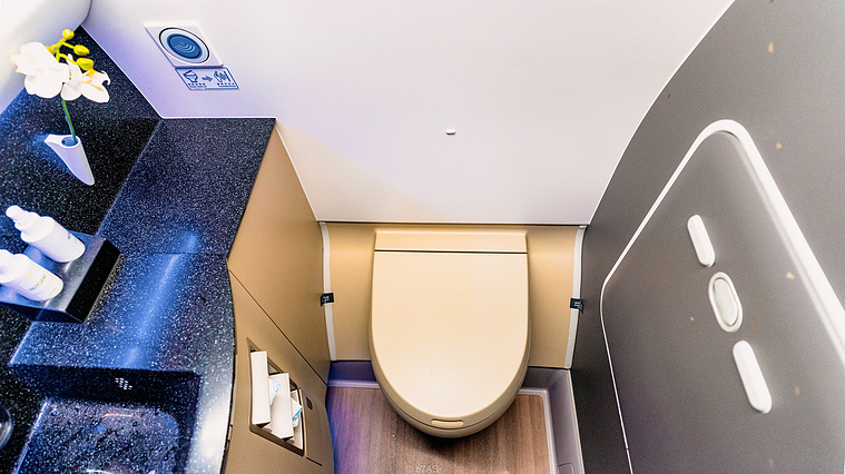 STARLUX A350-900 Business Class Lavatory