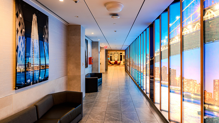 Greenwich Lounge at JFK T8