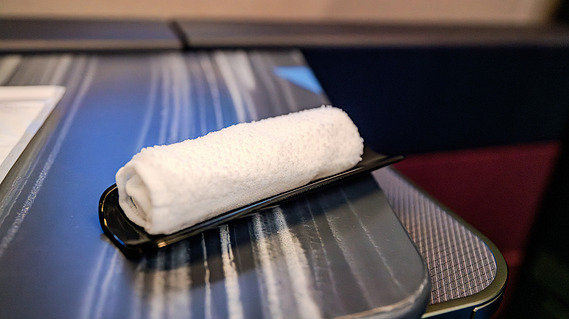 Japan Airlines A350-1000 Business Class Hot Towel