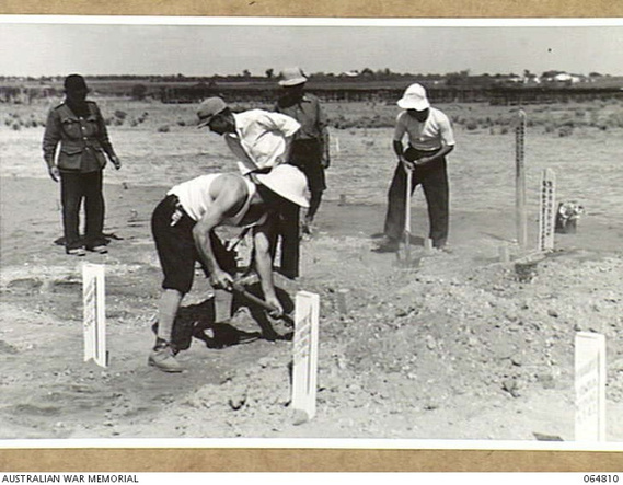 Barmera, SA. 1943-03-11/17.

Japanese prisoners of war digging a grave for one of their fellow prisoners of war who died at the 14th Australian Prisoner o War Camp Loveday Group.

source: AWM website C56843