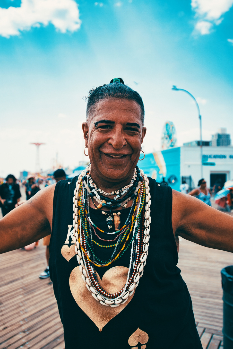 Street photography captured in Coney Island during the Long Island Film Club photo walk by NYC-based female photographer MFFPHOTOGRAPHY.