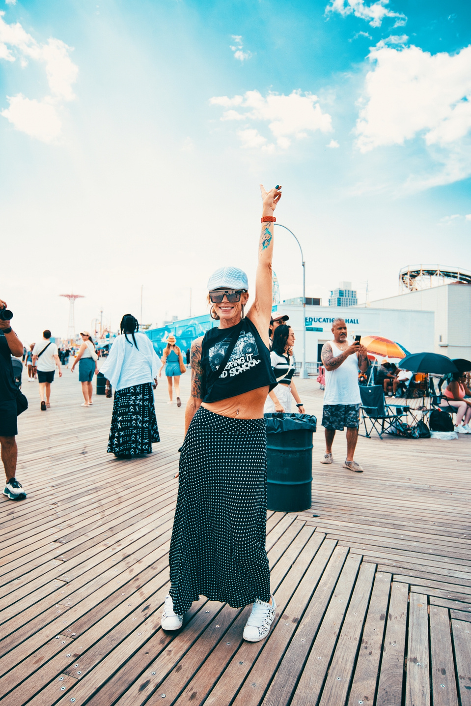 Street photography captured in Coney Island during the Long Island Film Club photo walk by NYC-based female photographer MFFPHOTOGRAPHY.