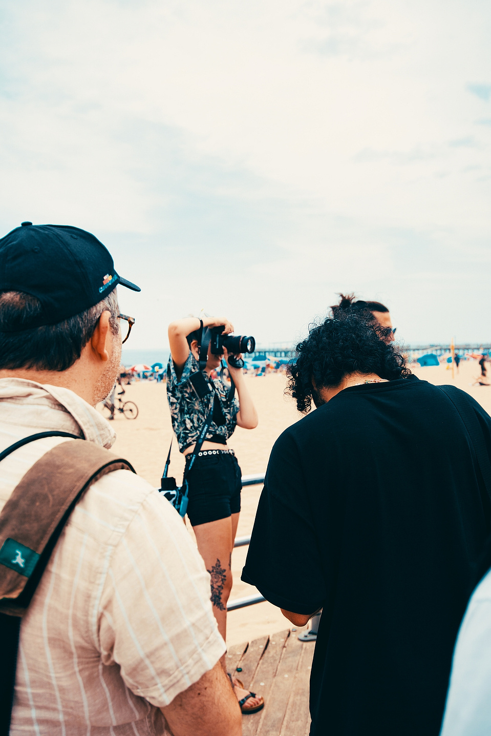 Street photography captured in Coney Island during the Long Island Film Club photo walk by NYC-based female photographer MFFPHOTOGRAPHY.