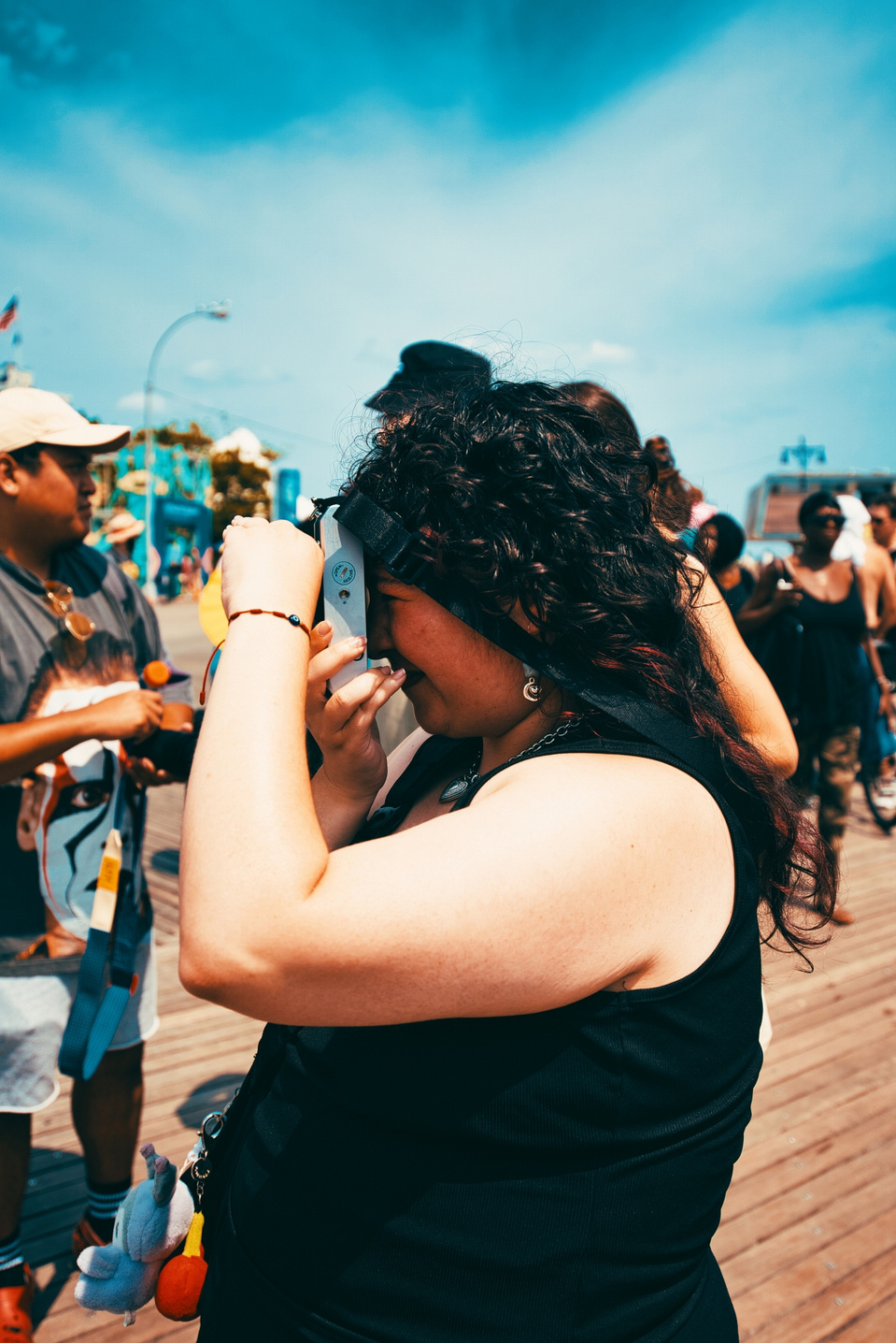 Street photography captured in Coney Island during the Long Island Film Club photo walk by NYC-based female photographer MFFPHOTOGRAPHY.
