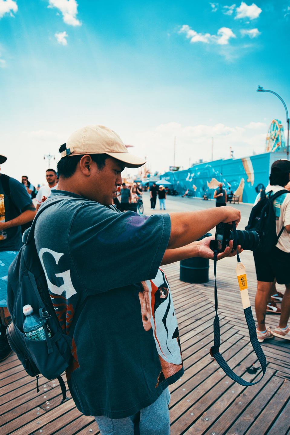 Street photography captured in Coney Island during the Long Island Film Club photo walk by NYC-based female photographer MFFPHOTOGRAPHY.