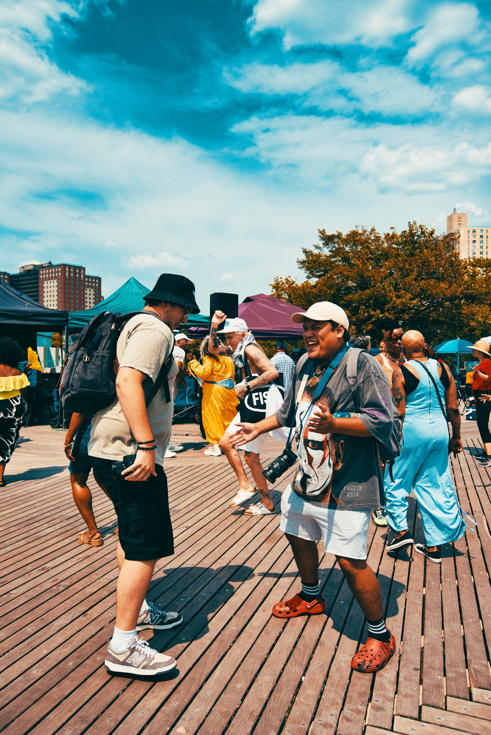Street photography captured in Coney Island during the Long Island Film Club photo walk by NYC-based female photographer MFFPHOTOGRAPHY.