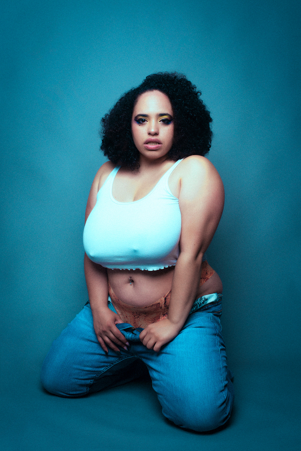 Model Cin Von Quinzel styled in denim, captured in a studio session by NYC-based female photographer MFFPHOTOGRAPHY.