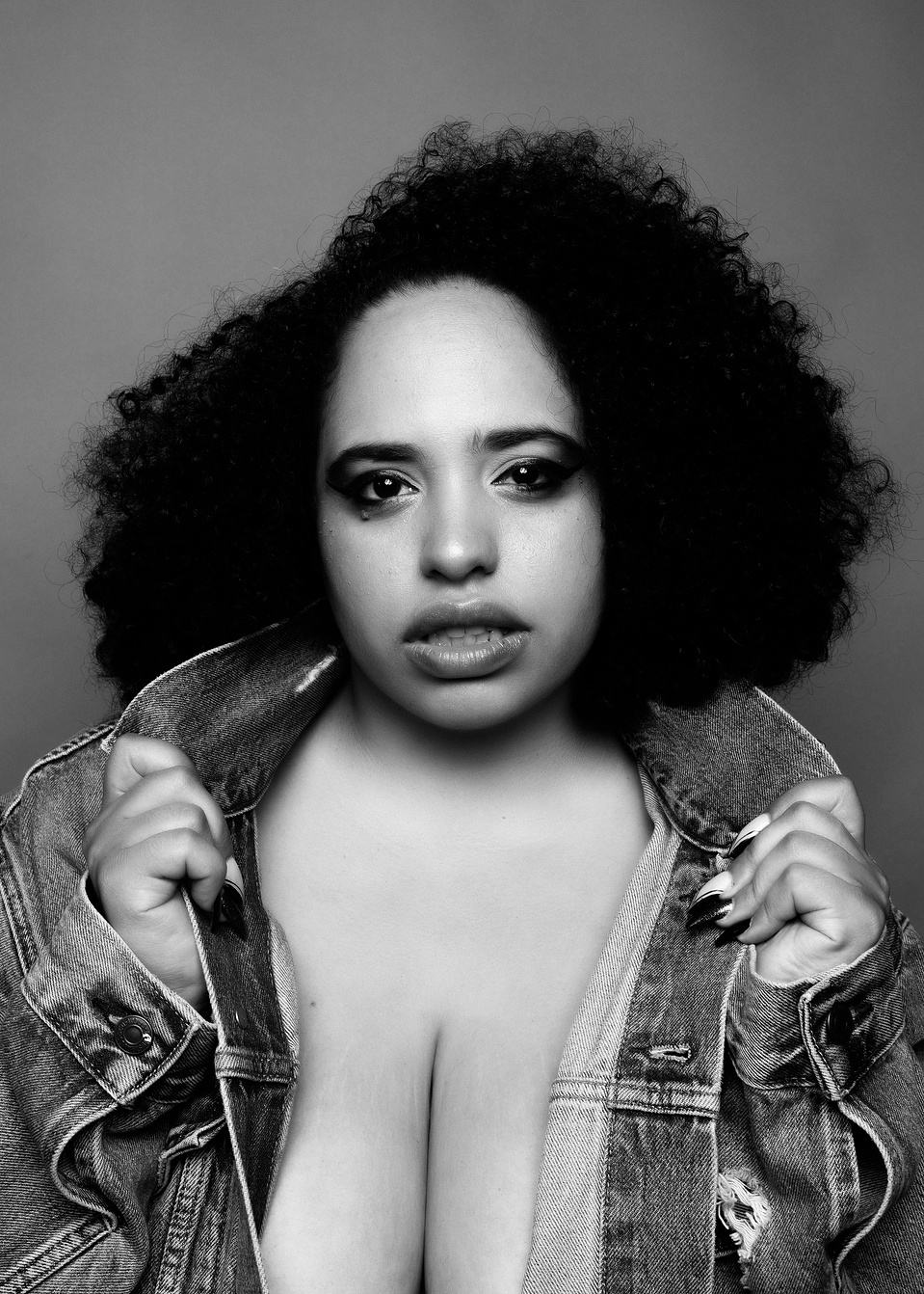Model Cin Von Quinzel styled in denim, captured in black and white in a studio session by NYC-based female photographer MFFPHOTOGRAPHY.