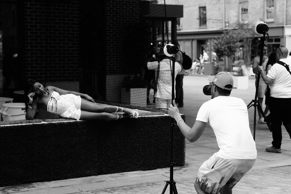 Black and white behind-the-scenes shots by NYC-based female photographer MFFPHOTOGRAPHY at the Portrait Blake networking event in Seaport, NY.