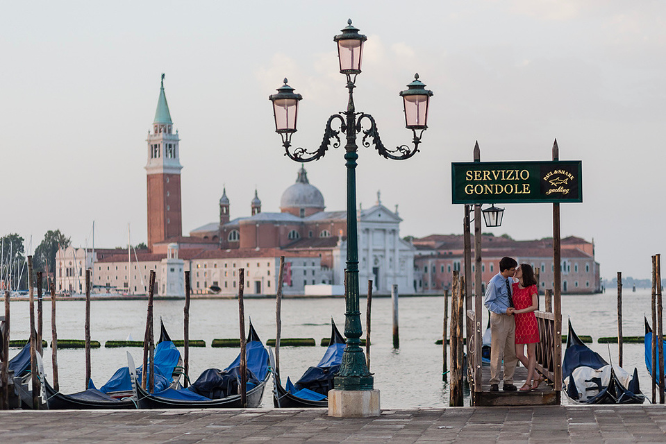 engagement couple portrait in Venice