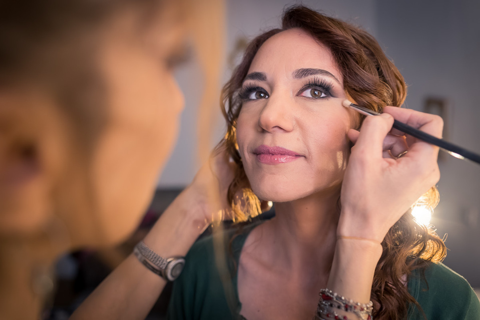 Make up artist Stefania Bon prepares the bride