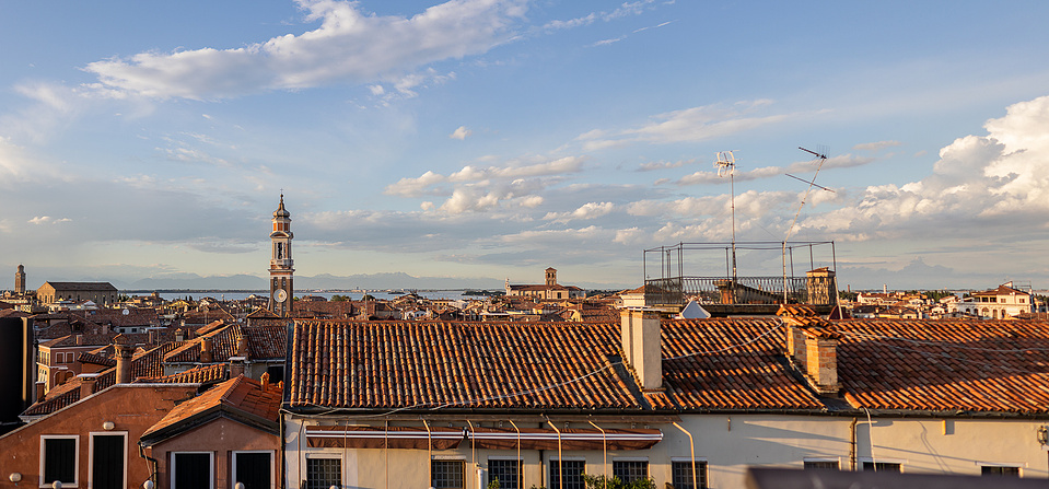 Evening sky of venice from the T-fondaco terrace