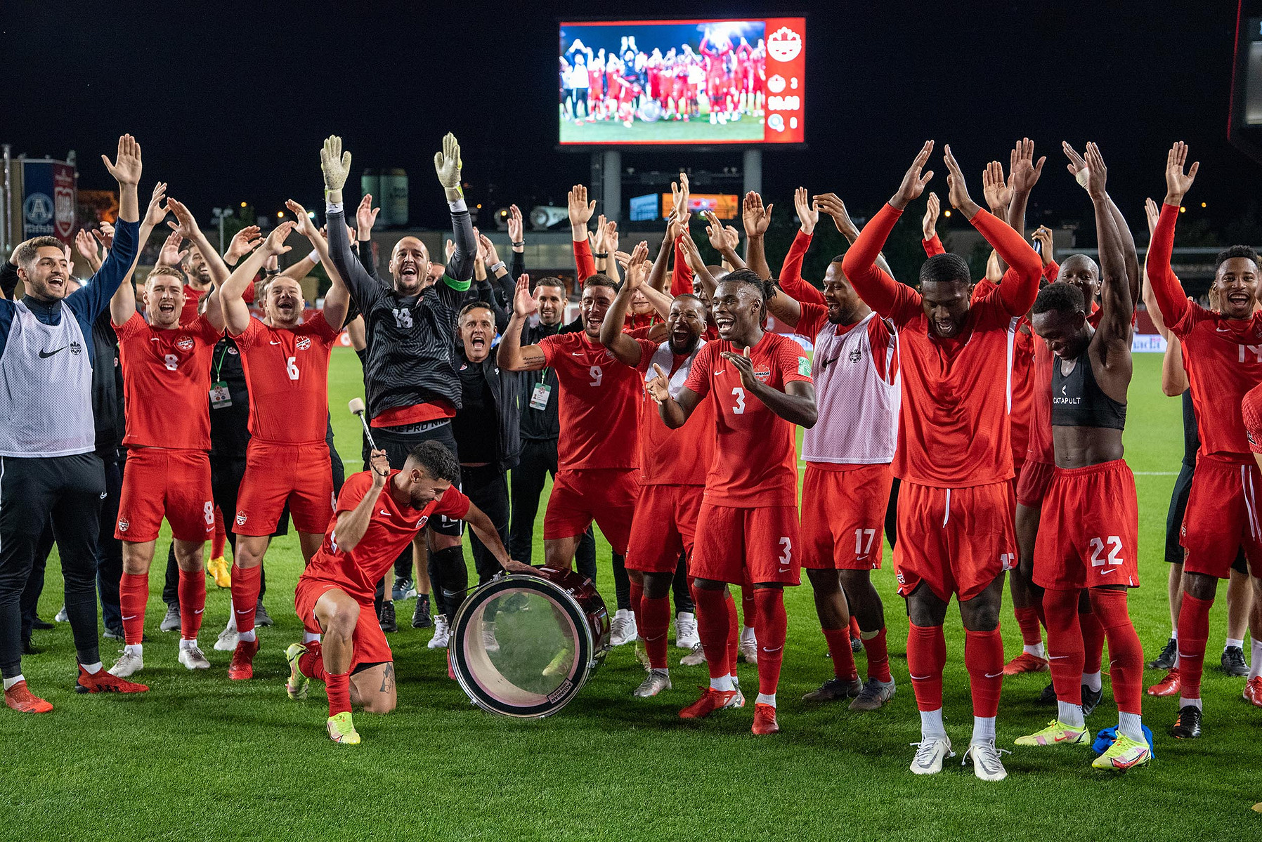 TORONTO, Ont. (08/09/21) - Canada celebrates after their 3-0 victory against El Salvador at BMO Field in Toronto on Sept. 8, 2021. Photo by Alex Lupul