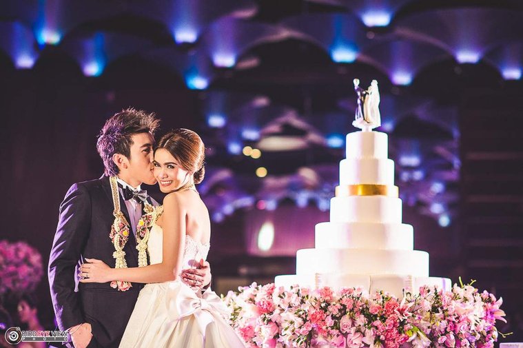 ถ่ายรูปแต่งงาน โรงแรม millennium hilton มิลเลเนียม ฮิลตัน คุณมาร์ท คุณต้บติ้บ  BirdEyeView Wedding Studio ช่างภาพแต่งงานมืออาชีพ