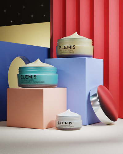 Made with CGI. Three Elemis creams standing on wooden blocks. 