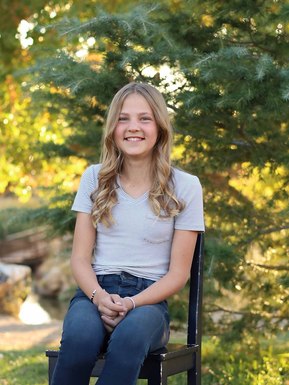 Homeschool portraits child picture in the trees at Fain Lake, Prescott Valley, AZ