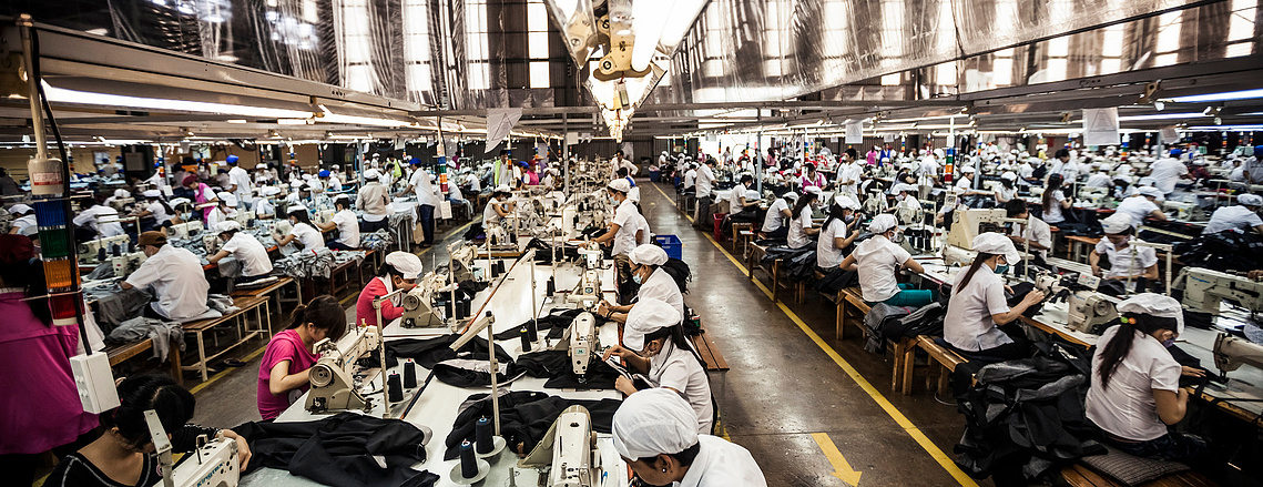 Ando International Garment Factory by Ilo/Aaron Santos. Available via Creative Commons 2.0 https://creativecommons.org/licenses/by-nc-nd/2.0/ 