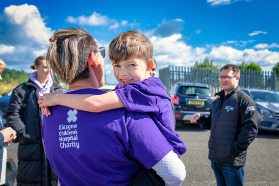 Volunteers from skydiving for Glasgow Childrens hospital charity event- Photography by Nate Cleary