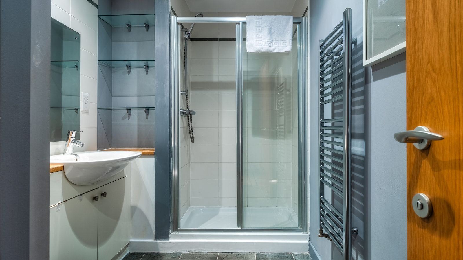 Bathroom for Scotland Interior Property in Glasgow - Photography by Nate Cleary