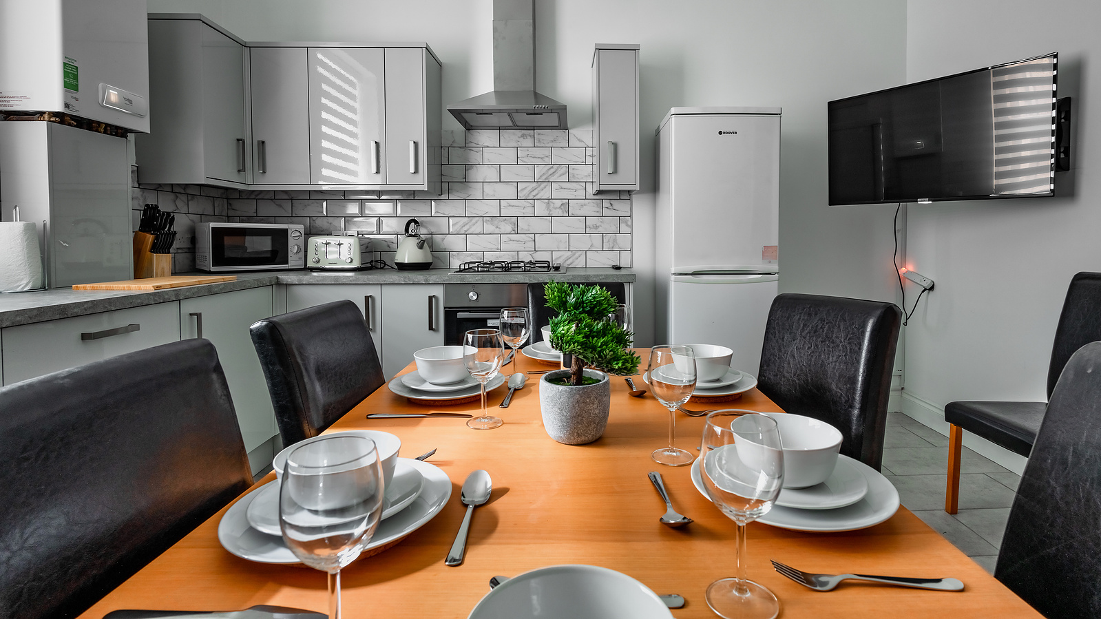 Dining Room Table for Scotland Interior Property in Glasgow - Photography by Nate Cleary