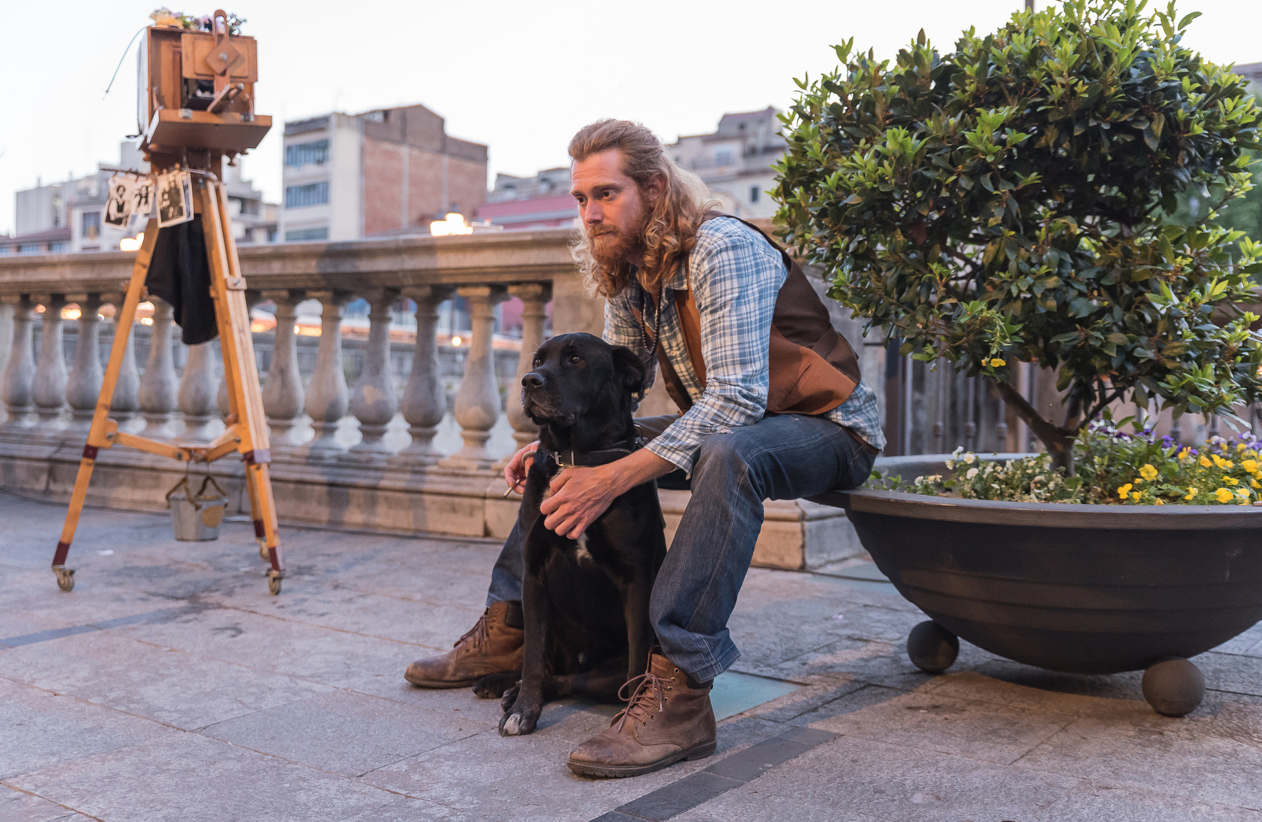 old vintage camera photographer portrait in Girona