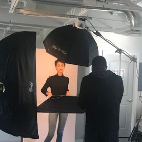 Behind the scenes photoshoot. Tampa Florida.  Professional photographer. 
Central Florida Photographer