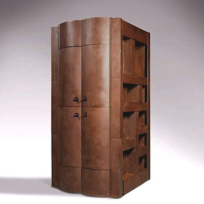 Armoire de Tom Dixon
Galerie Alb Antiquités
Restauration