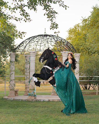 quinceañera horse photoshoot