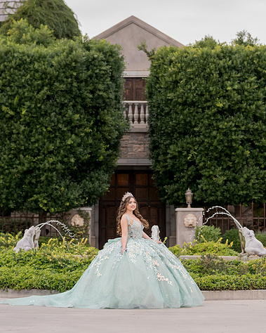quinceañera castle photoshoot