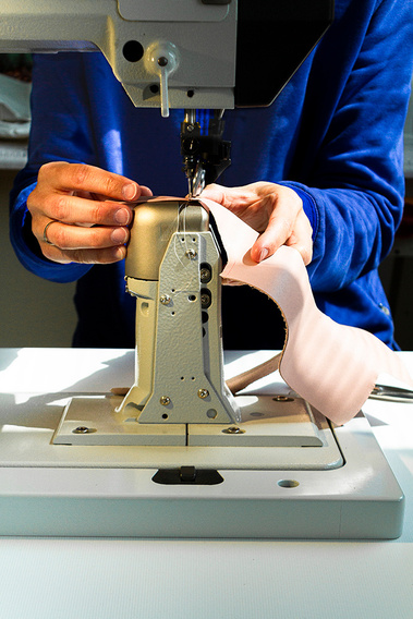 Stitching the uppers on my Pfaff sewing machine. Peep toe slingback, colour blush pink