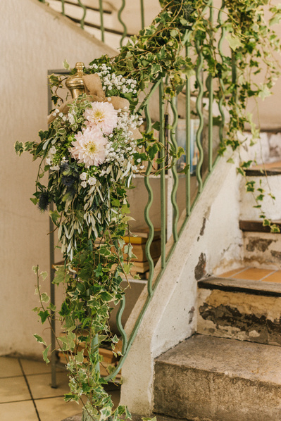 Vogue wedding in the Provence, South of France. France luxury wedding photographer. French Riviera Wedding Planner. 