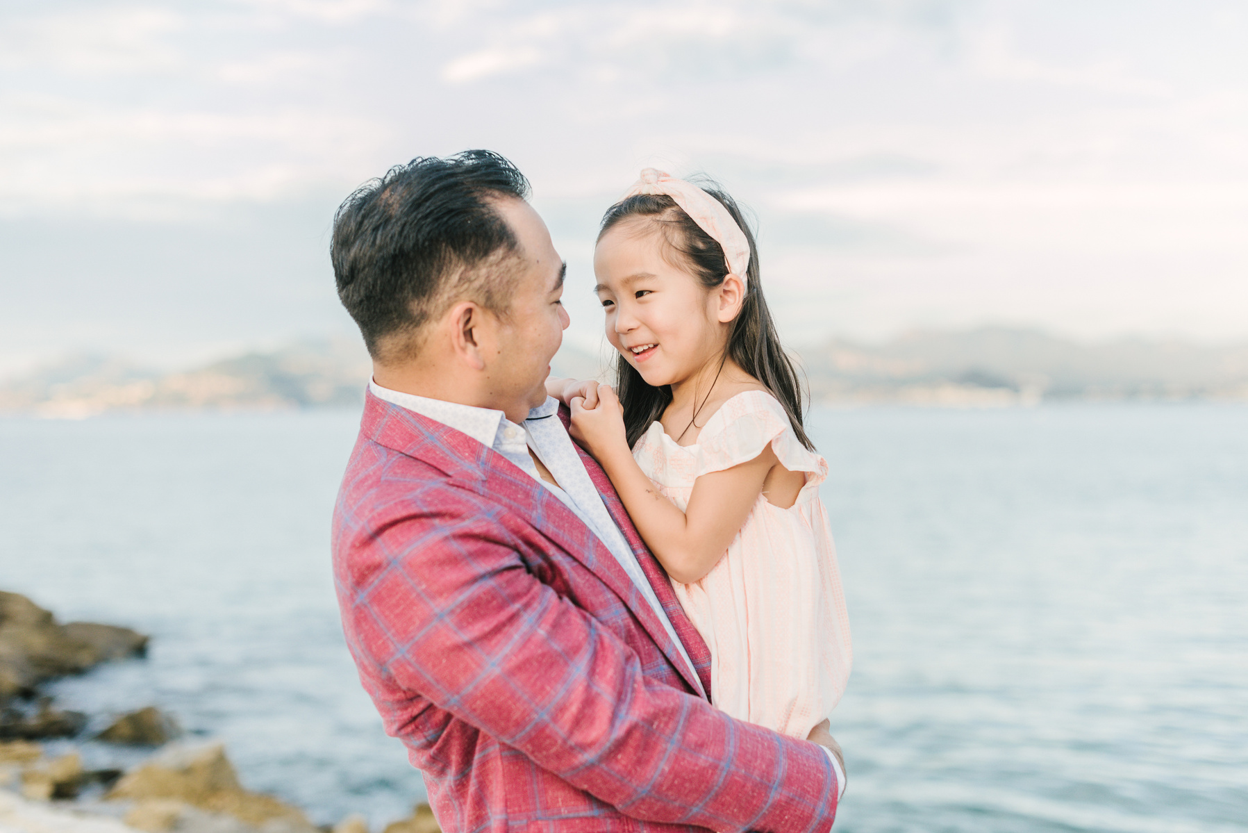 Family photoshoot in Cannes, French Riviera. Provence photographer. France wedding photographer. 