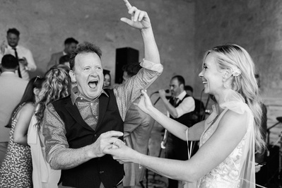 Chateau Plombis Wedding in South-West France. Provence wedding photographer. Wedding photographer in France. Luxury French Riviera. Made with Love Bridal. Made with Love Wedding dress.  