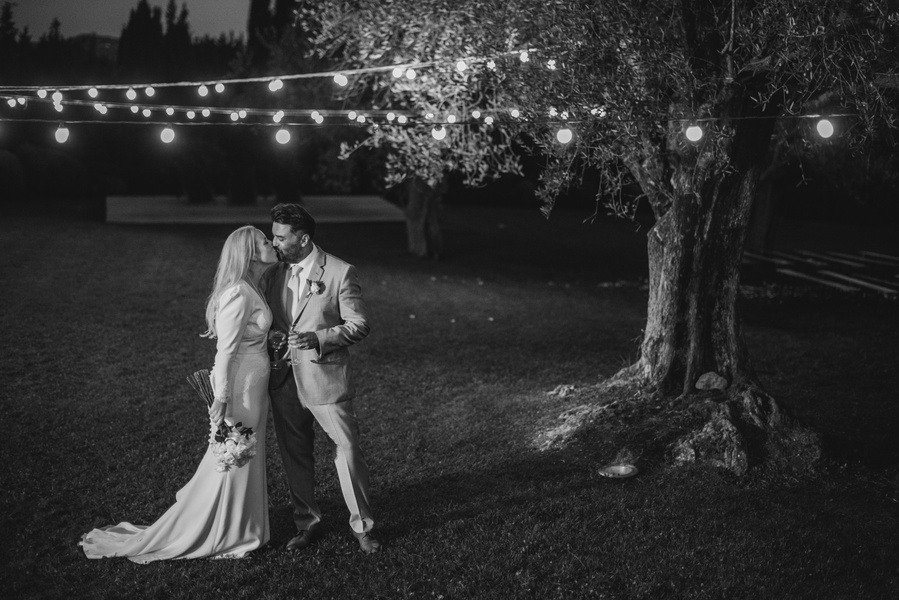 Wedding in Grasse, South of France. The Farm Provence wedding venue in the Cote d'Azur. French Riviera and Provence wedding photographer.