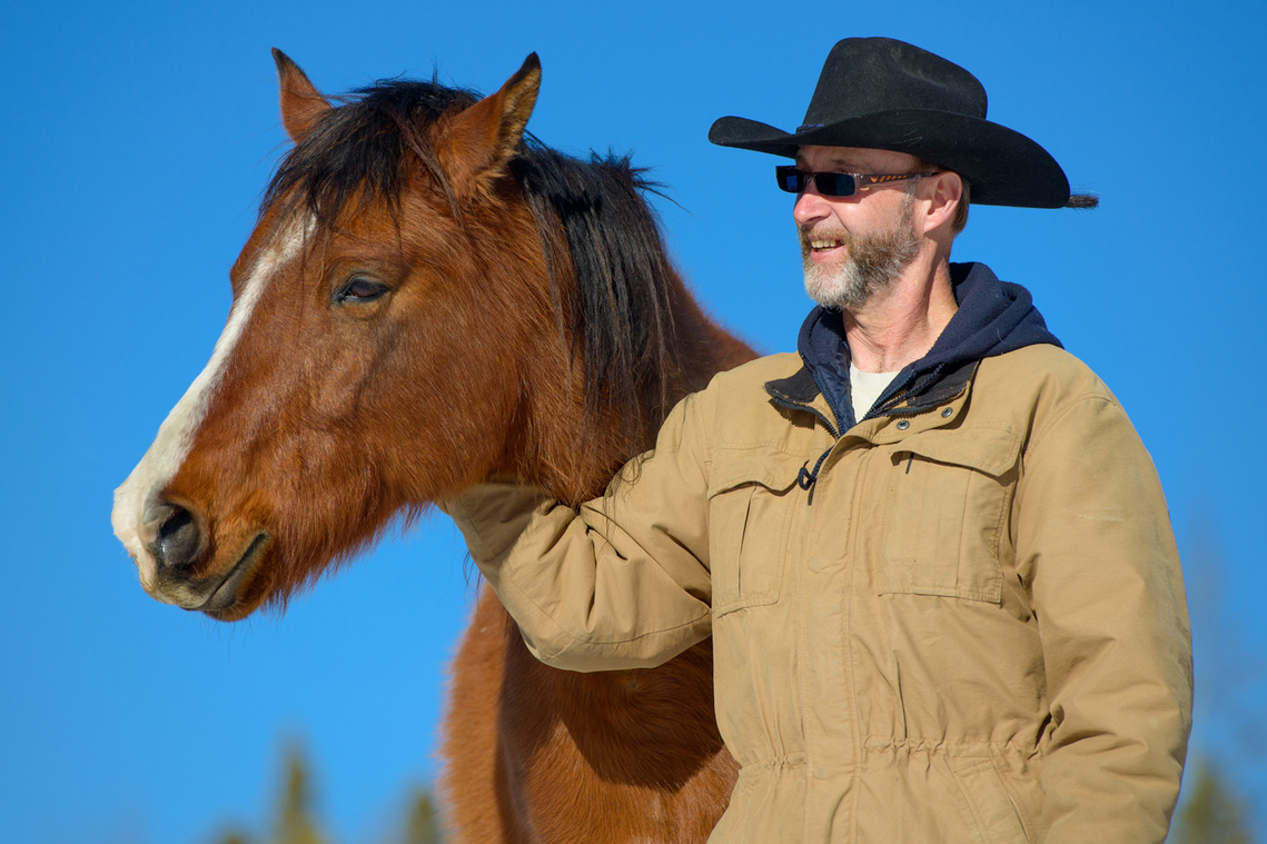 Neil Jolly and his horse Jackson - Photo by Don Erhardt