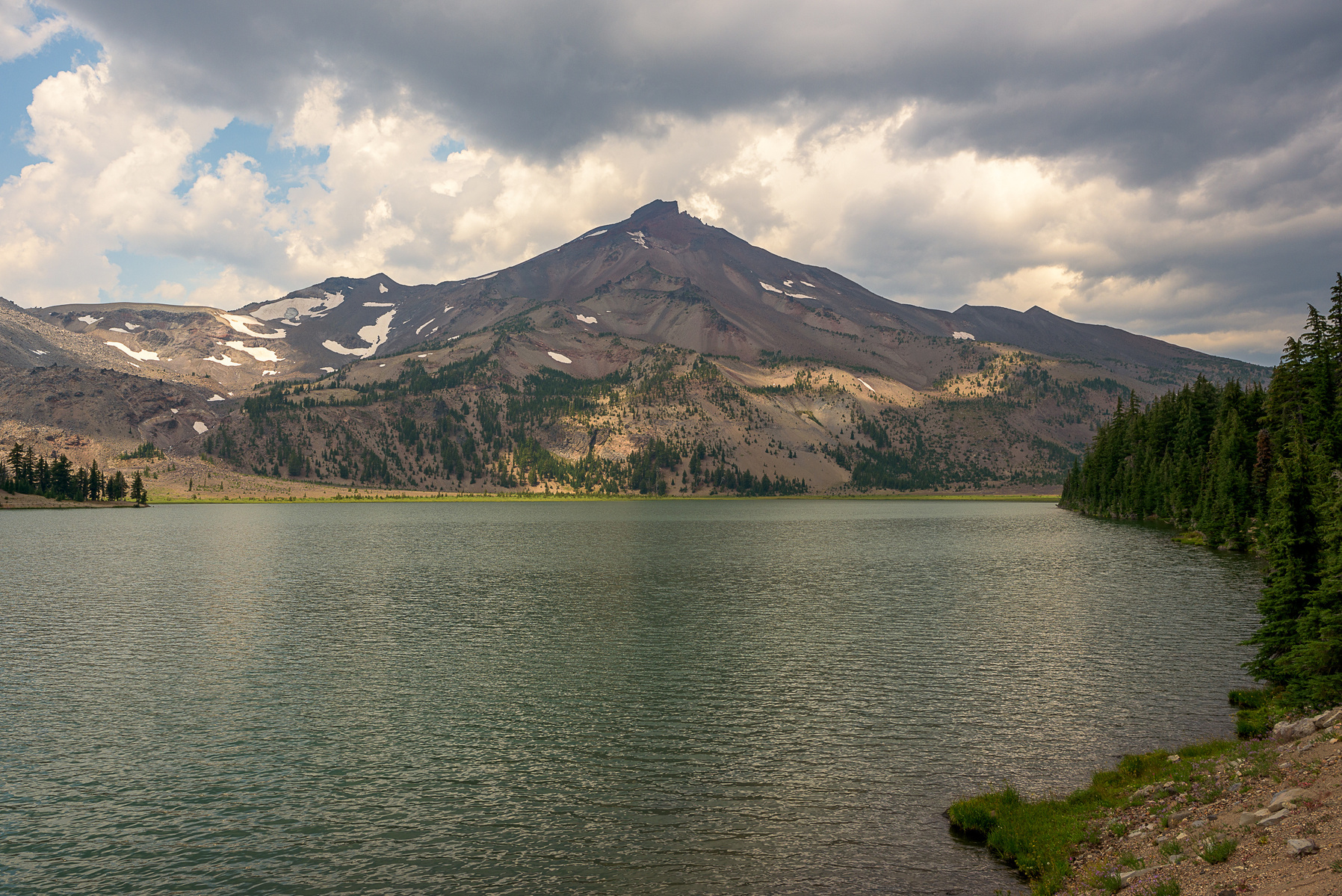 Green Lakes Trail, Oregon.
