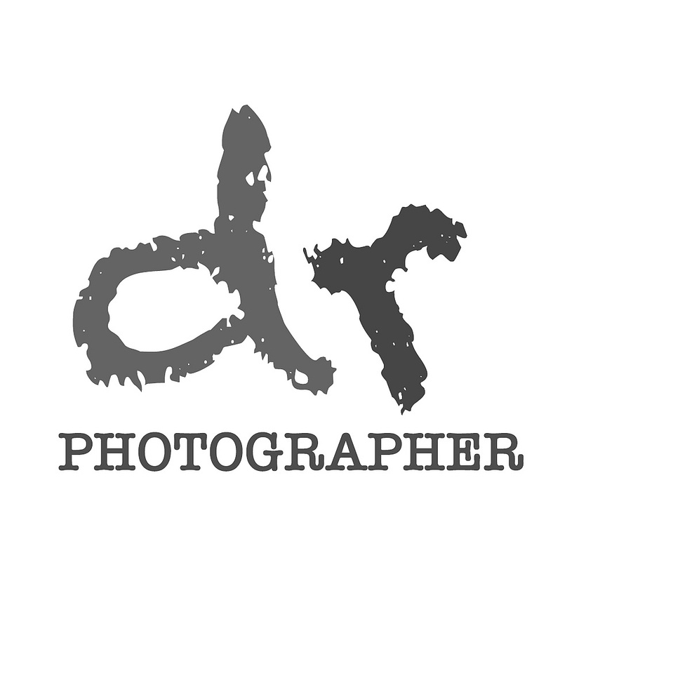 Discover Stunning Portraits, Products, Events, and Urban Landscapes with Denis Robinson : Your Versatile Photography Expert