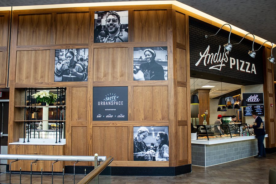 Pizza restaurant branding in Washington, DC