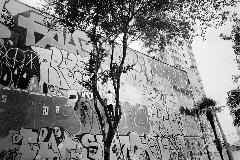 Letter Soup events brings graffiti and street art in São Paulo, Brazil photo by Jordan Starr