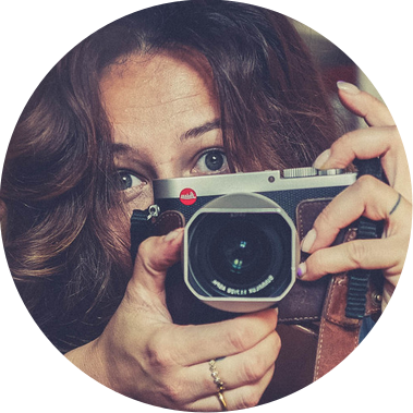 Photographer Vaiva Bezhan, shooting on Leica. Portrait of Lithuanian artist.