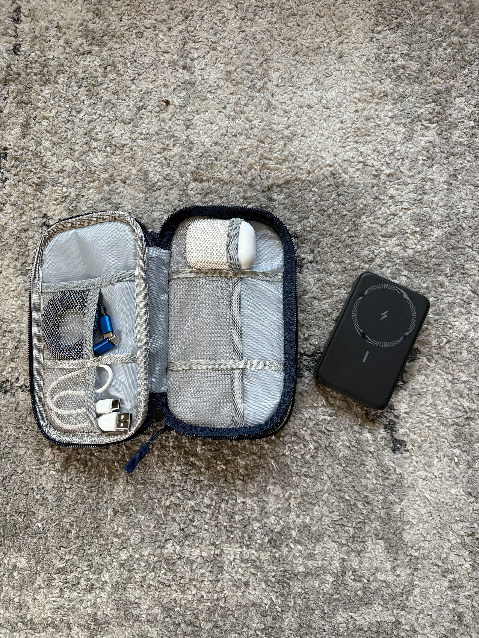 Electronics Organizer