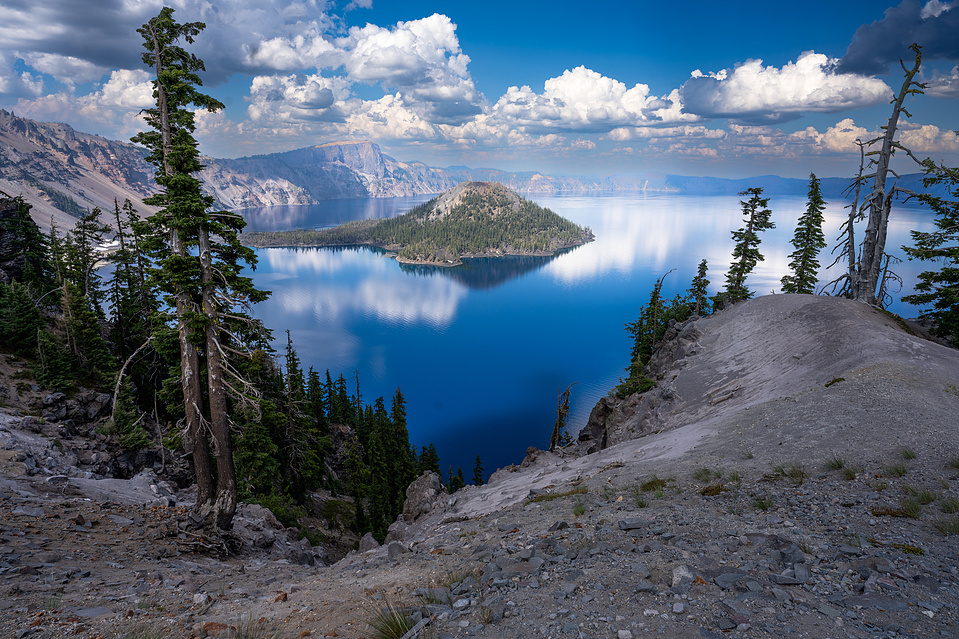 View of Wizard Island and Crater lake