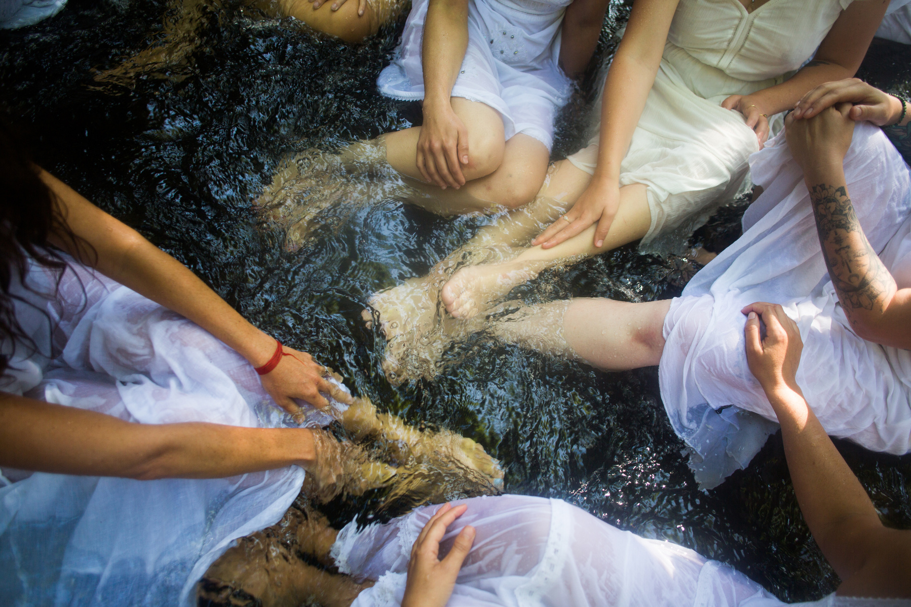 Eté et élément de l'eau, être ensemble, prendre soin