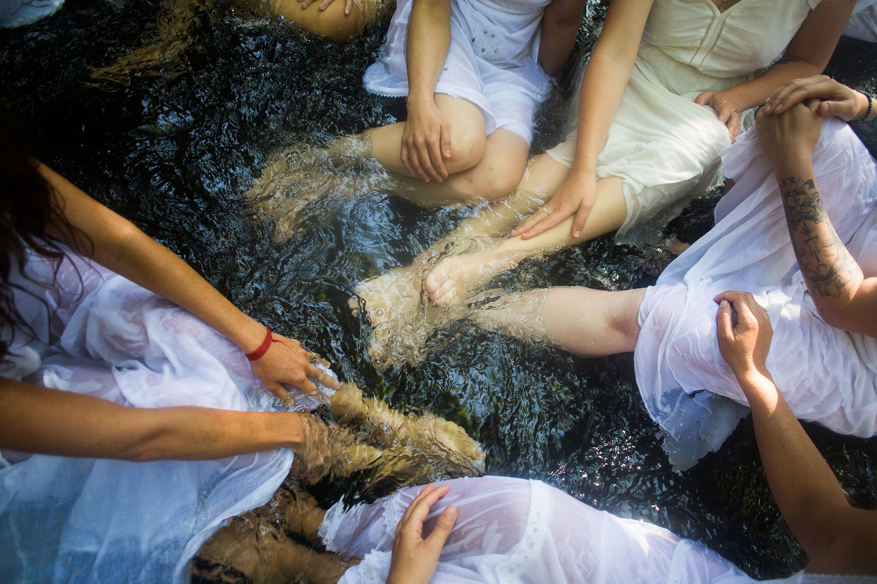 Eté et élément de l'eau, être ensemble, prendre soin