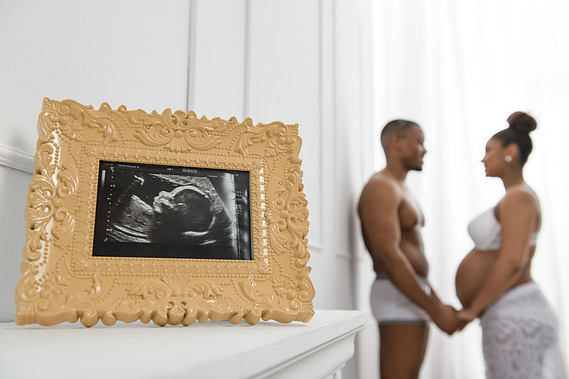 Newborn photographer Montreal