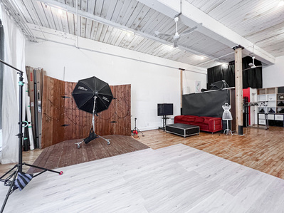 photo equipment rental studio