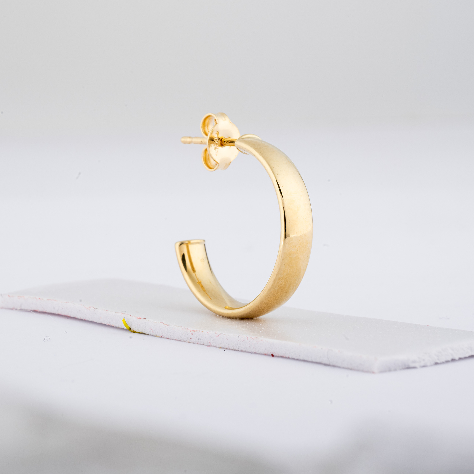 Jewelry Hight-End retouching in Montreal