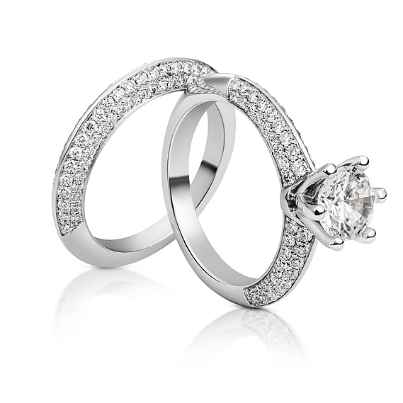 jewelry photographer based in Montreal