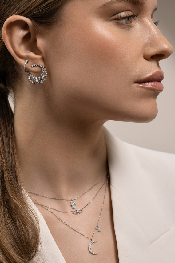 Jewellery Photographer based in Montreal